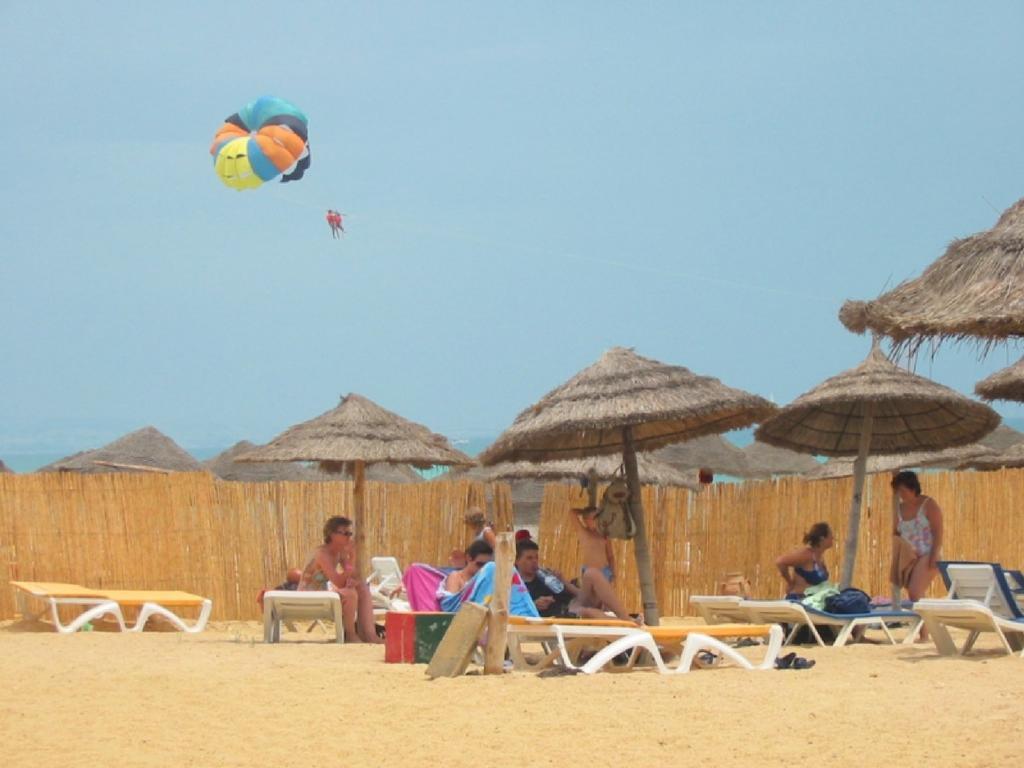 Daphne Bahia Beach Хамамет Екстериор снимка